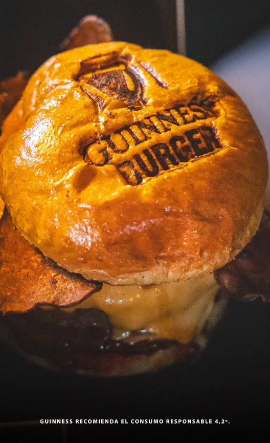 Champions burguer redes sociales